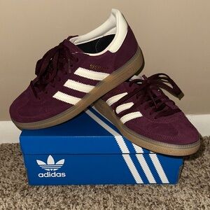 Adidas spezial Maroon Sneakers with White stripes